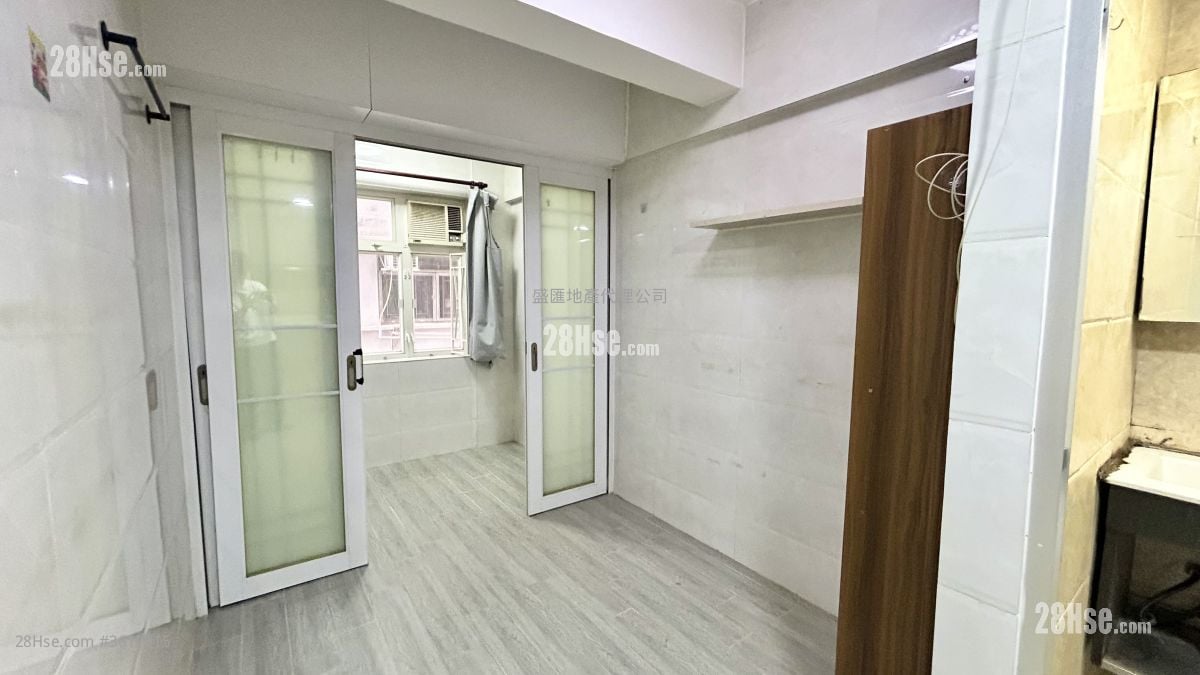 东庐大楼 租盘 1 房 , 1 浴室 150 平方尺 ( 13.9 平方米 )