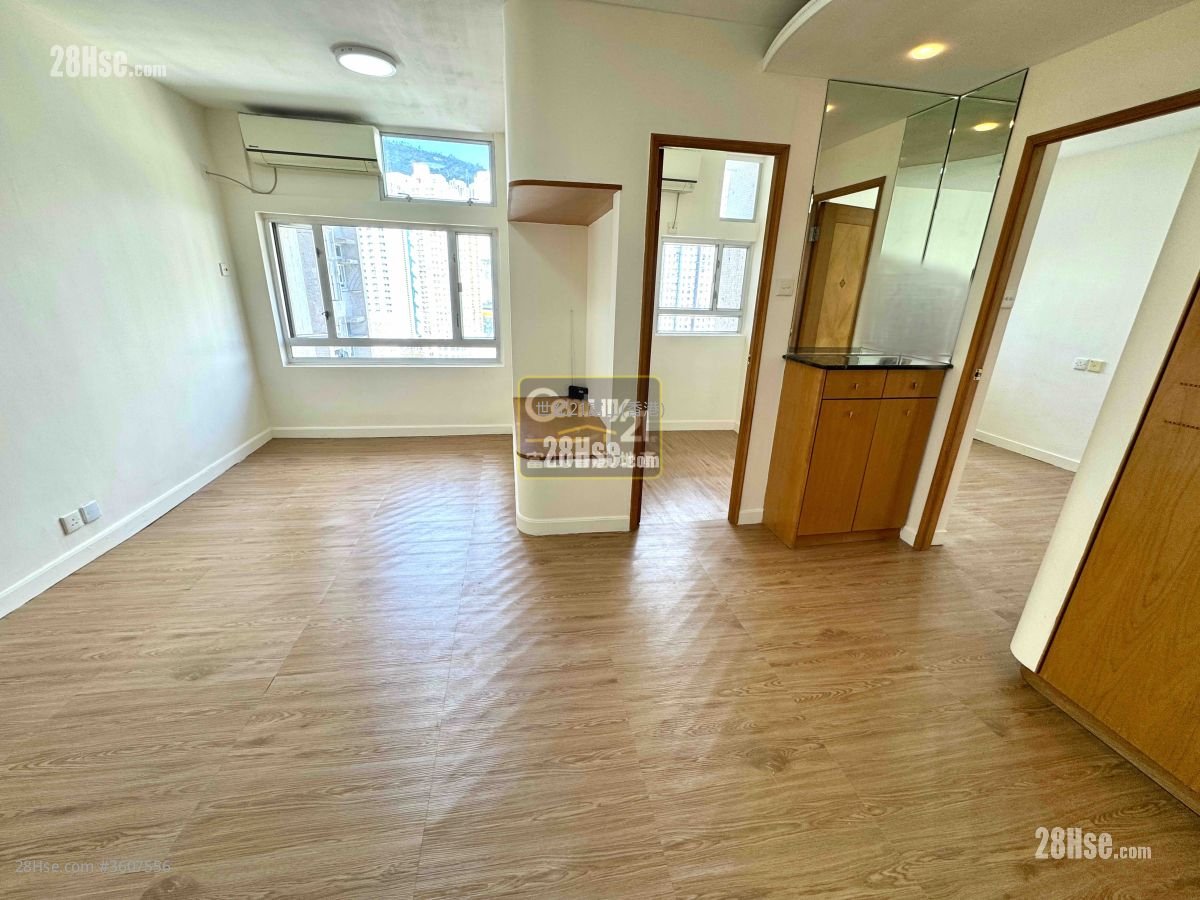 Fung Lai Court Sell 2 Bedrooms , 1 Bathroom 559 ft² ( 51.9 m² )