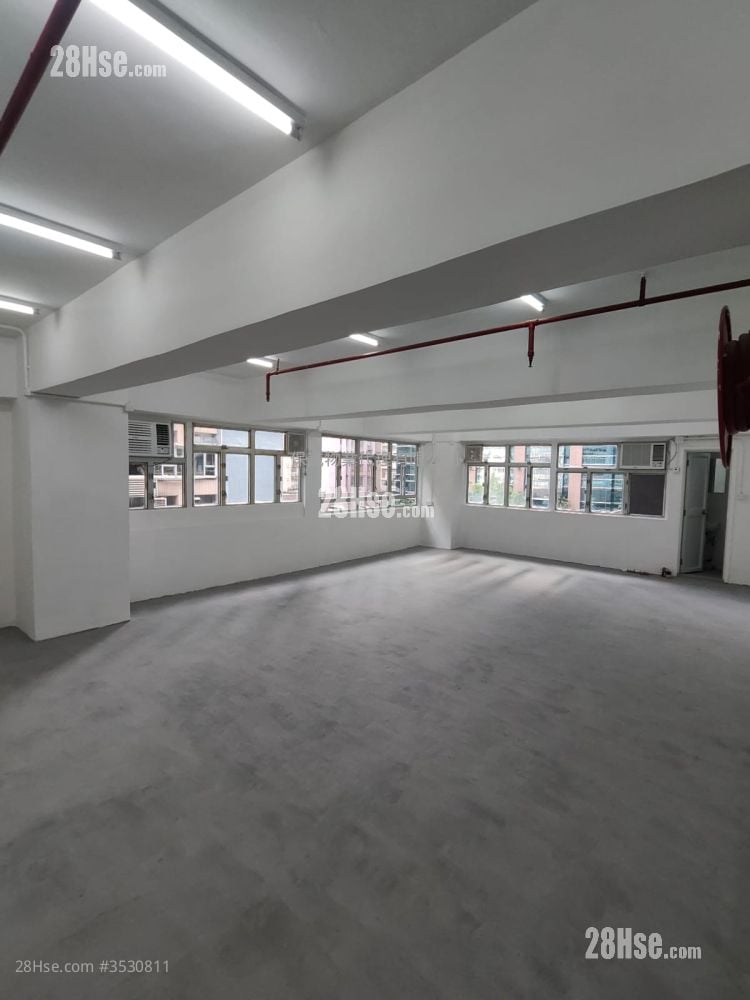 Tsun Win Factory Building Rental 620 ft² ( 57.6 m² )