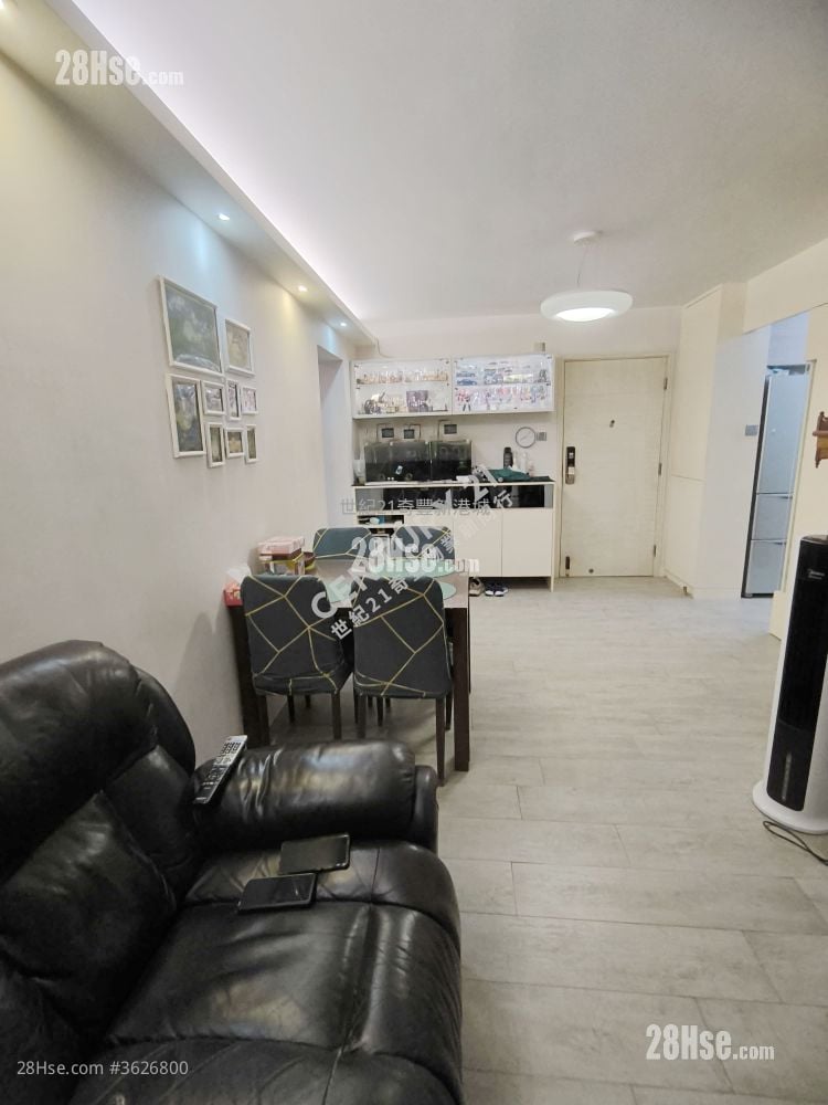 锦丰苑 售盘 3 房 , 1 浴室 647 平方尺 ( 60.1 平方米 )