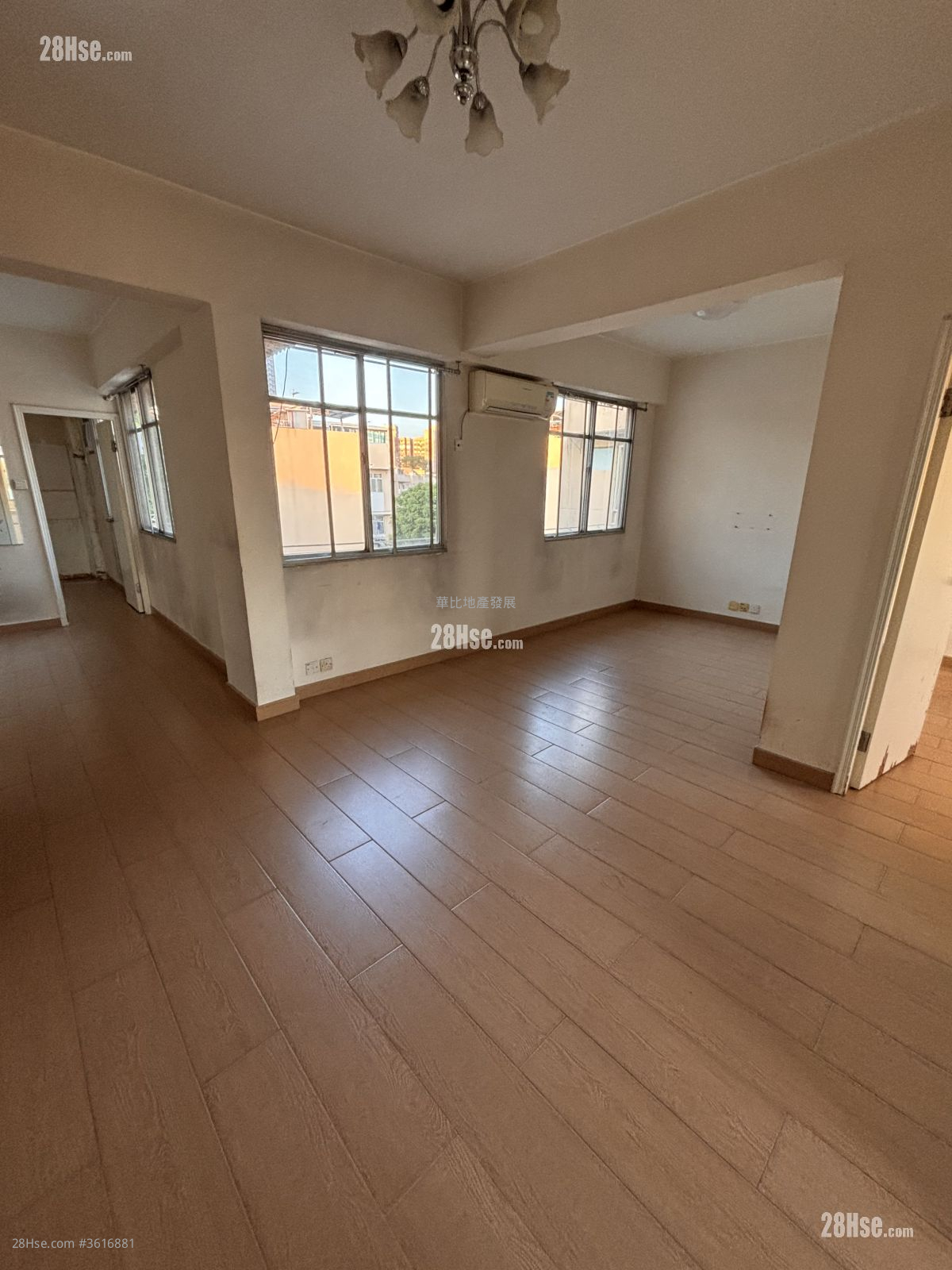 Parkview Garden Sell 3 Bedrooms , 1 Bathroom 640 ft² ( 59.5 m² )