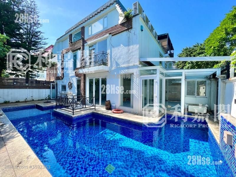 柏丽湾别墅 售盘 3 房 , 3 浴室 1,332 平方尺 ( 123.7 平方米 )