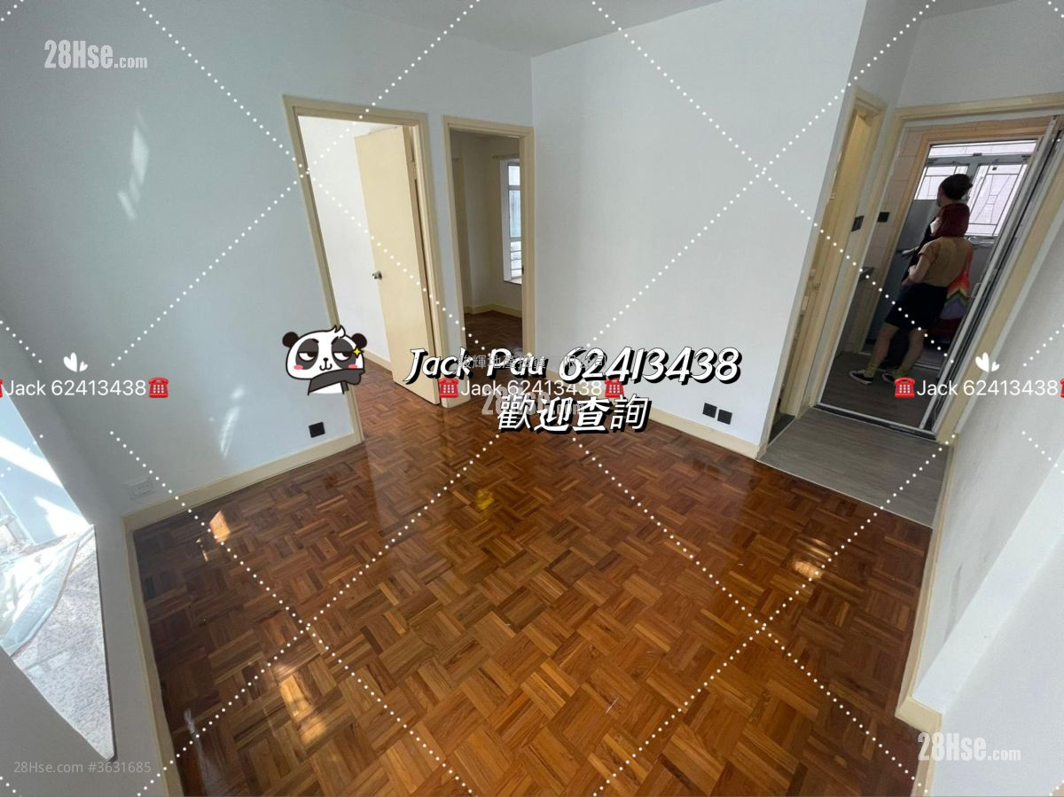 Silver River Mansion Rental 2 Bedrooms , 1 Bathroom 314 ft² ( 29.2 m² )