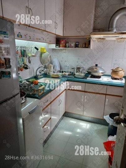 Uptown Plaza Sell 2 Bedrooms 489 ft² ( 45.4 m² )