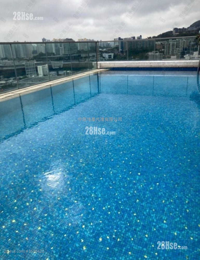 One Mayfair Sell 4 Bedrooms 2,155 ft² ( 200.2 m² )