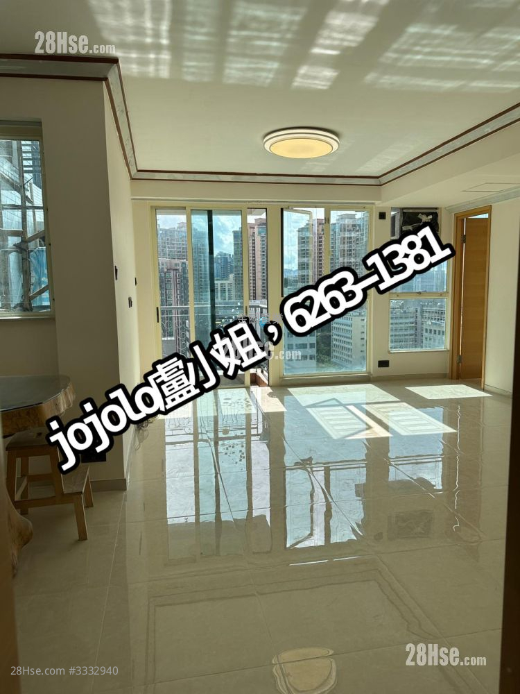 The Regalia Sell 795 ft² ( 73.9 m² )