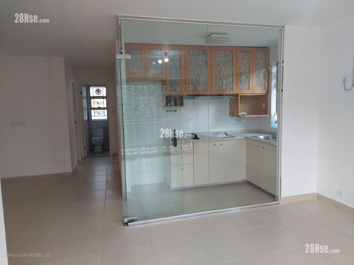 The Wonderland Rental 3 Bedrooms , 1 Bathroom 700 ft² ( 65.0 m² )