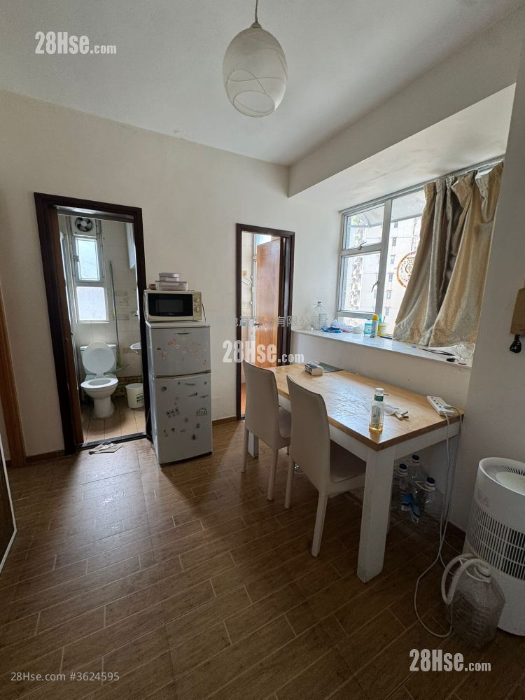 顺辉大厦 租盘 1 房 , 1 浴室 280 平方尺 ( 26.0 平方米 )