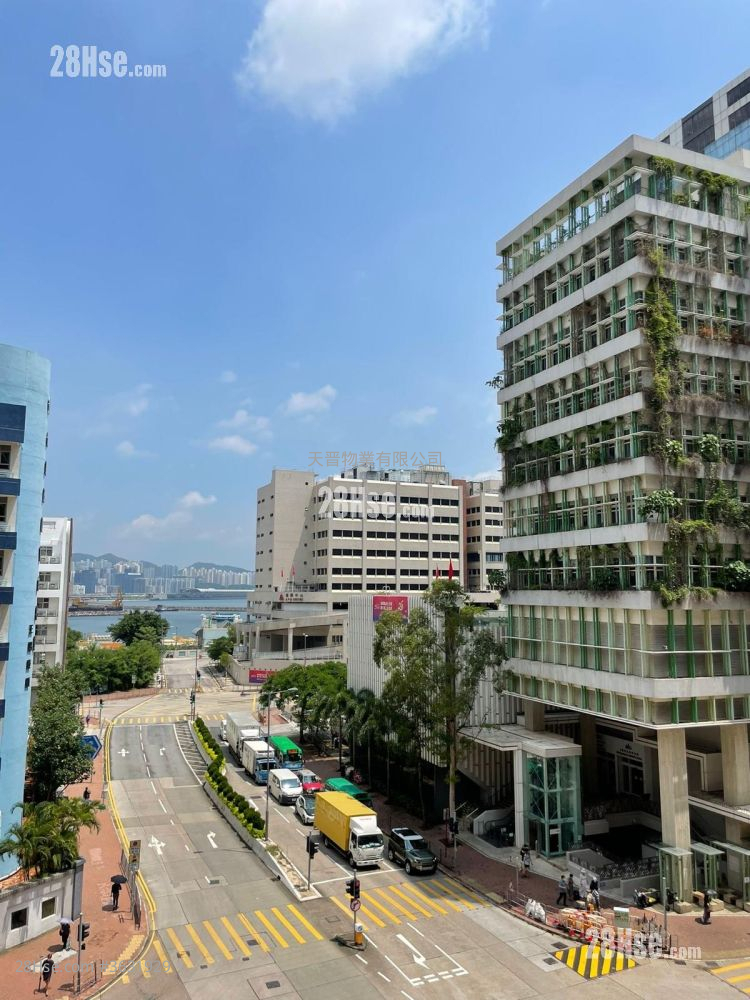 Bailey Garden Sell 3 Bedrooms , 2 Bathrooms 476 ft² ( 44.2 m² )