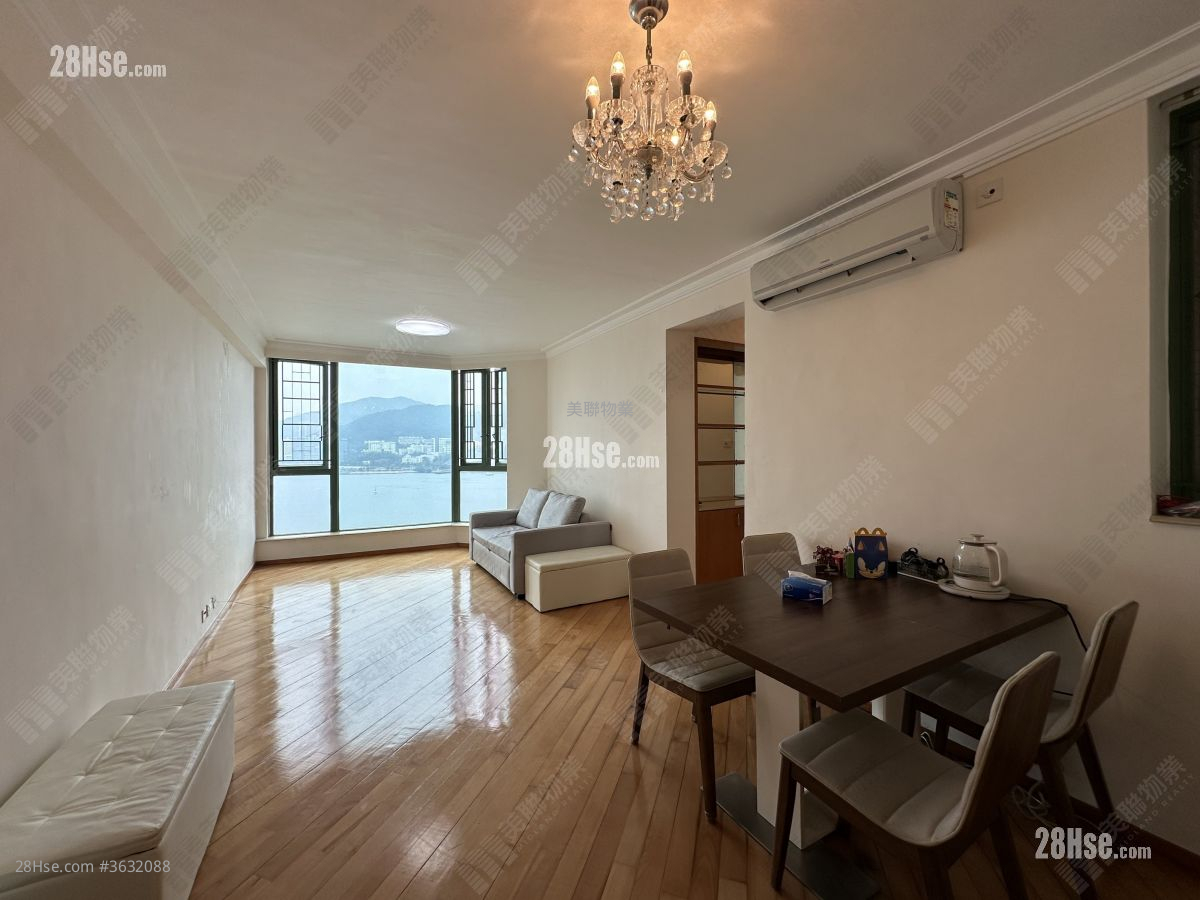 Vista Paradiso Rental 3 Bedrooms , 2 Bathrooms 815 ft² ( 75.7 m² )