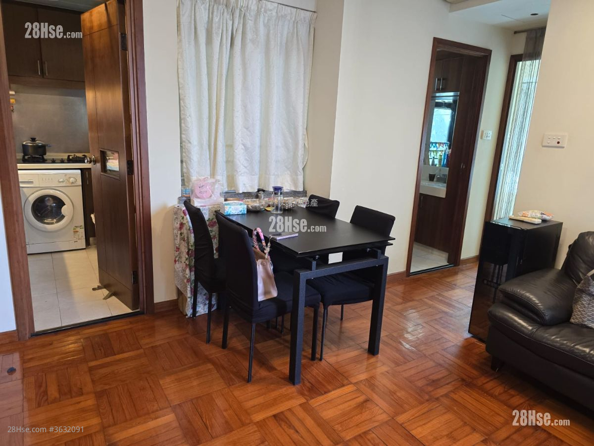 御皇台 售盘 2 房 , 1 浴室 400 平方尺 ( 37.2 平方米 )