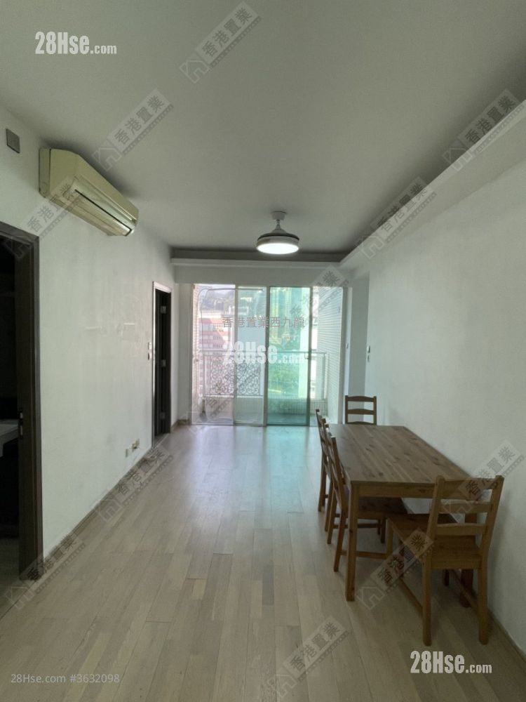 The Sparkle Rental 522 ft² ( 48.5 m² )