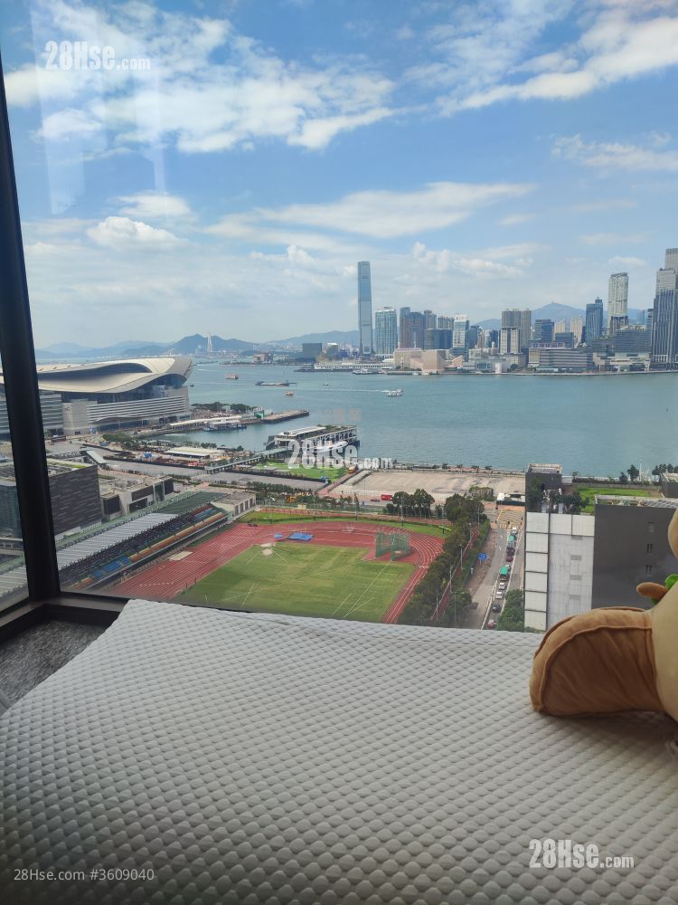 The Gloucester Rental 2 Bedrooms , 1 Bathroom 686 ft² ( 63.7 m² )