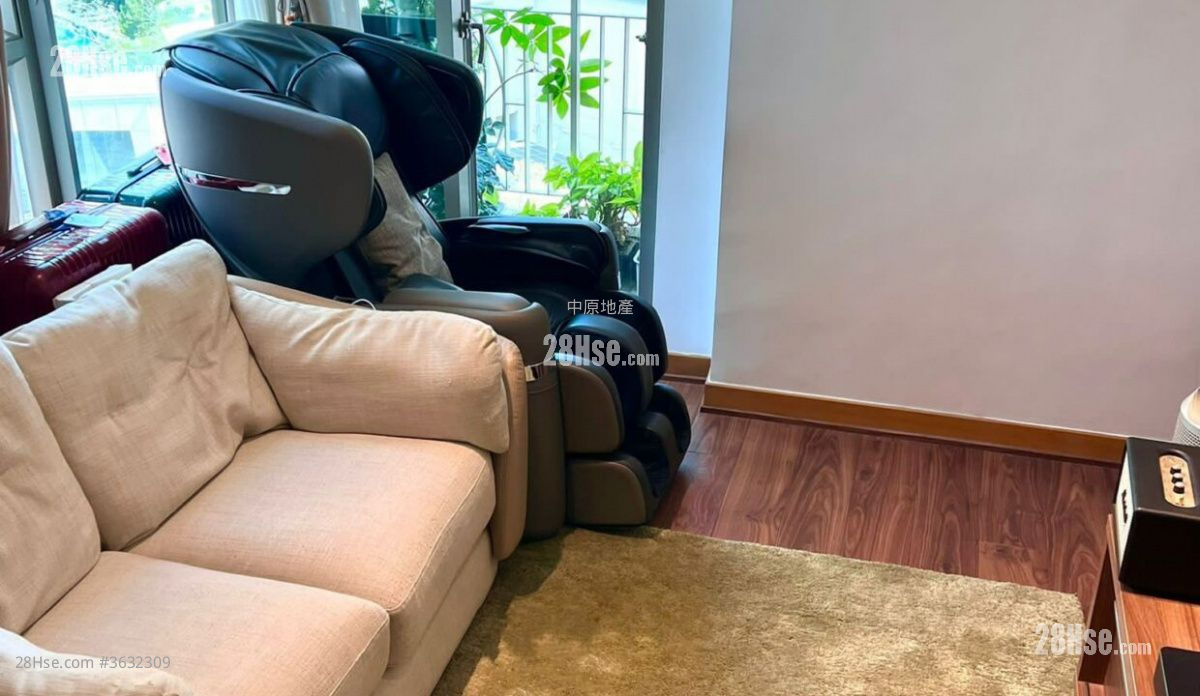 Yoho Town 售盘 2 房 422 平方尺 ( 39.2 平方米 )