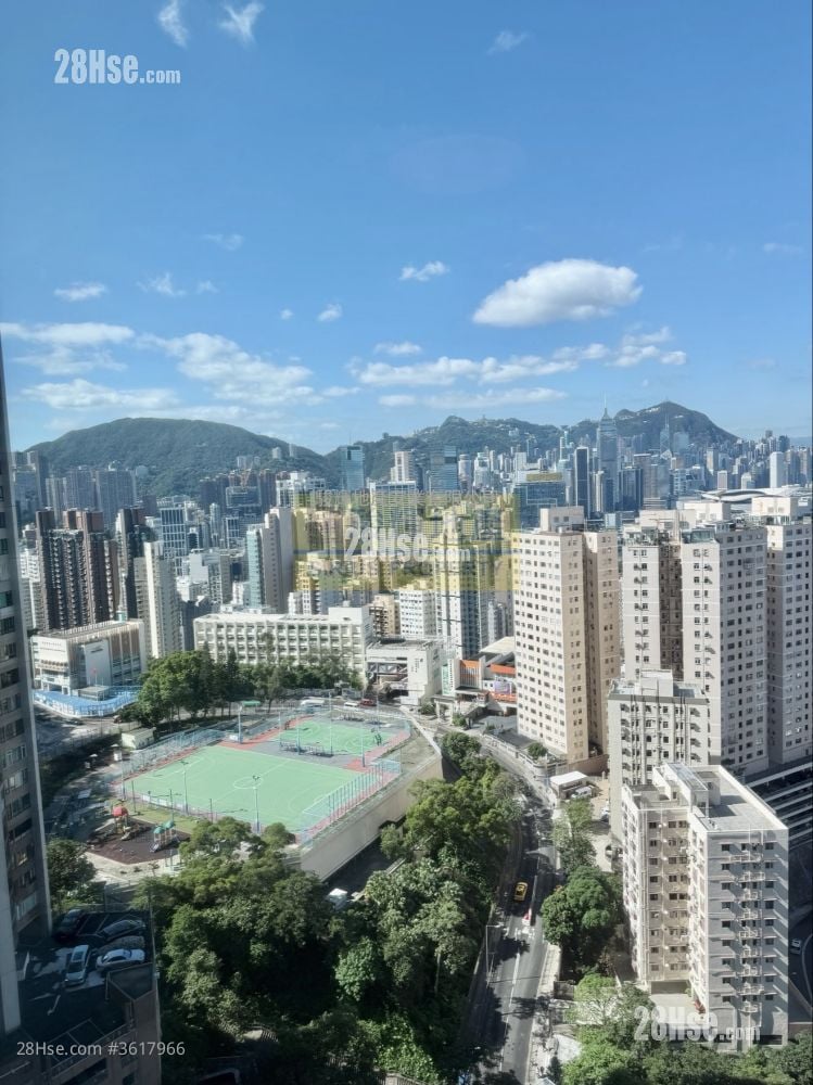 Sky Horizon Rental 3 Bedrooms , 2 Bathrooms 935 ft² ( 86.9 m² )