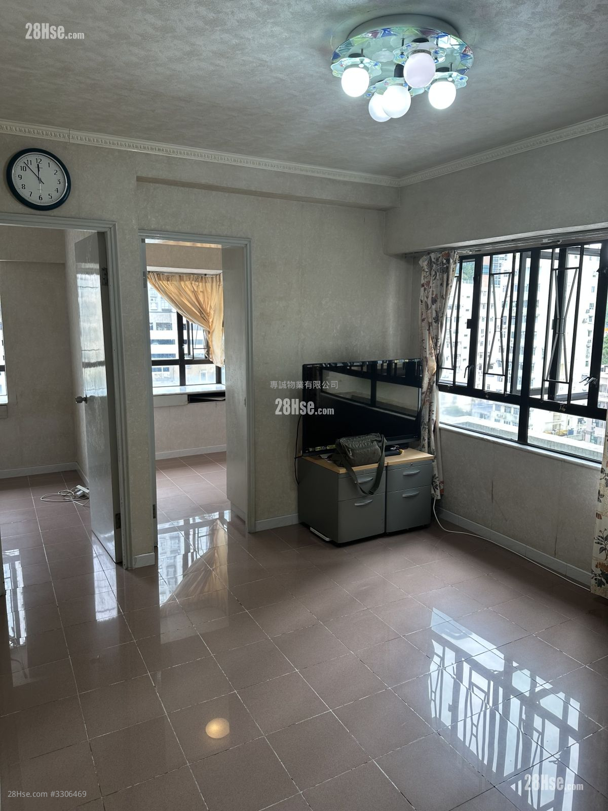 Ying Ga Garden Sell 2 Bedrooms , 1 Bathroom 377 ft² ( 35.0 m² )