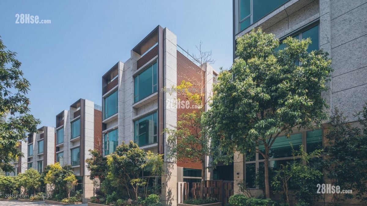 Phase I Of Park Villa Sell 5+ Bedrooms , 5+ Bathrooms 3,493 ft² ( 324.5 m² )