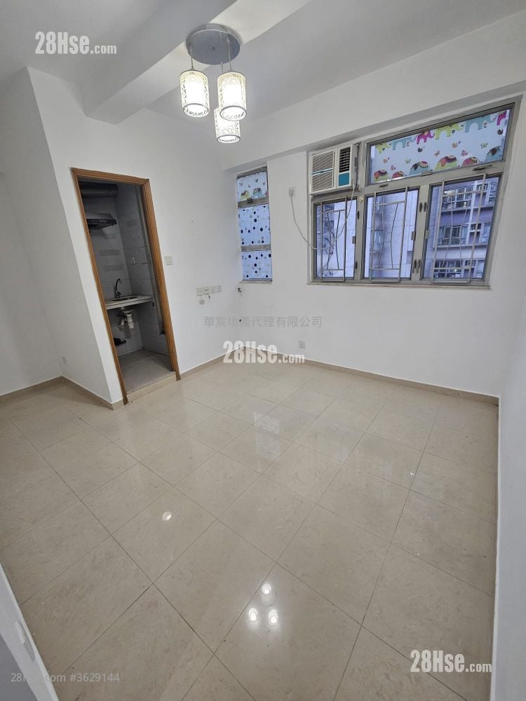Kwong Yick Building Rental Studio , 1 Bathroom 160 ft² ( 14.9 m² )