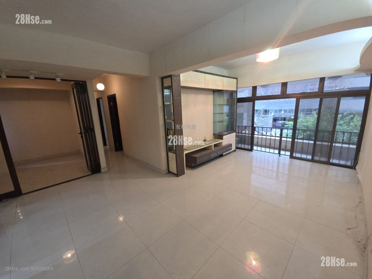 龙文大厦 售盘 4 房 , 2 浴室 1,109 平方尺 ( 103.0 平方米 )