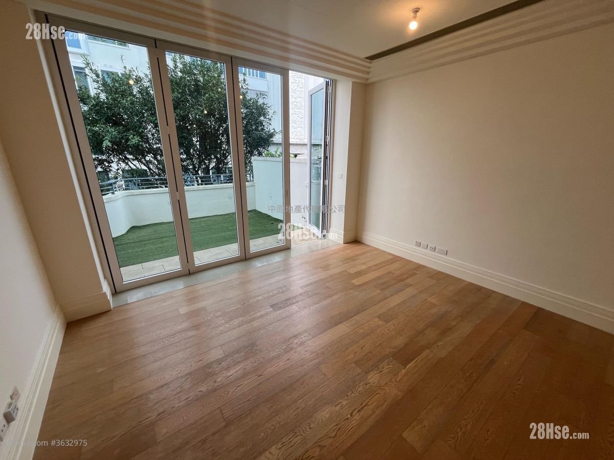 Le Cap Sell 4 Bedrooms , 4 Bathrooms 1,652 ft² ( 153.5 m² )