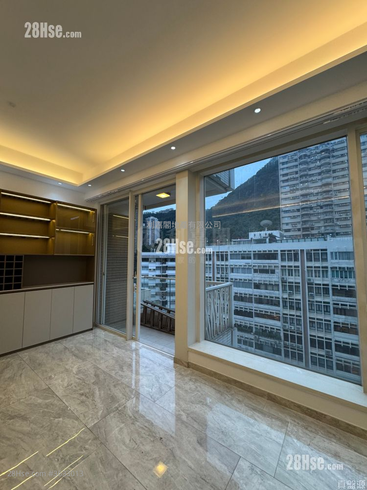 Conduit 18 售盘 3 房 , 2 浴室 920 平方尺 ( 85.5 平方米 )