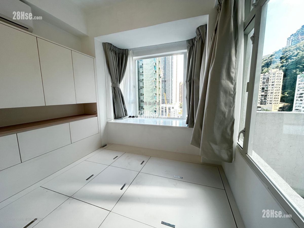 Vincent Mansion Rental 1 Bedroom , 1 Bathroom 268 ft² ( 24.9 m² )