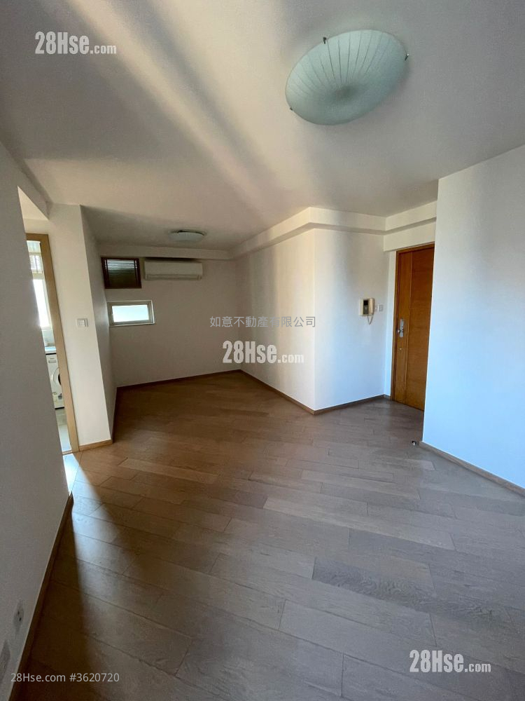 Harbour Place Sell 3 Bedrooms , 2 Bathrooms 593 ft² ( 55.1 m² )