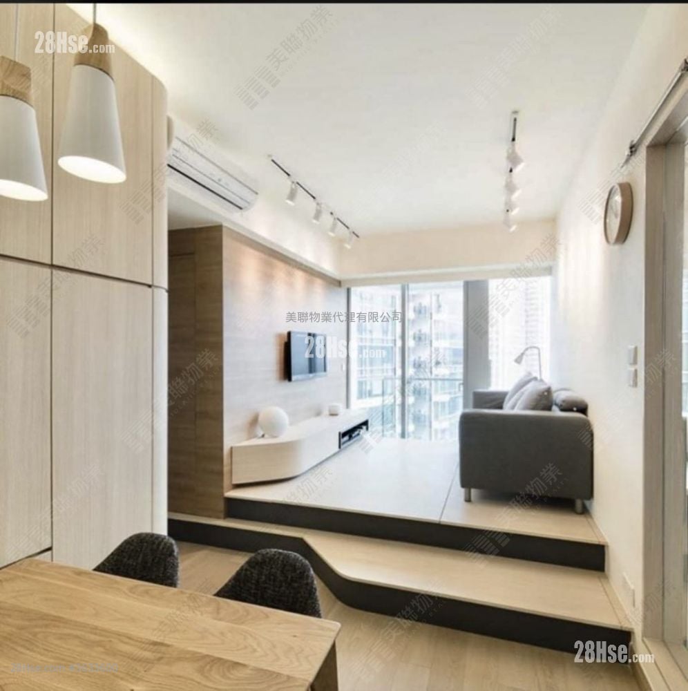 The Parkside Rental 2 Bedrooms , 1 Bathroom 504 ft² ( 46.8 m² )