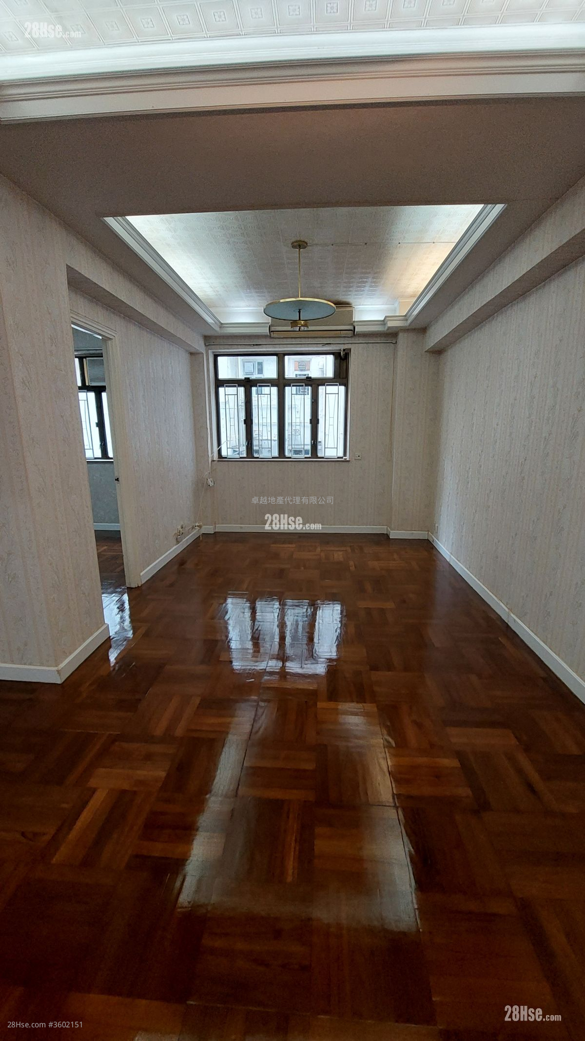 Pak Lee Building Rental 2 Bedrooms , 2 Bathrooms 670 ft² ( 62.2 m² )
