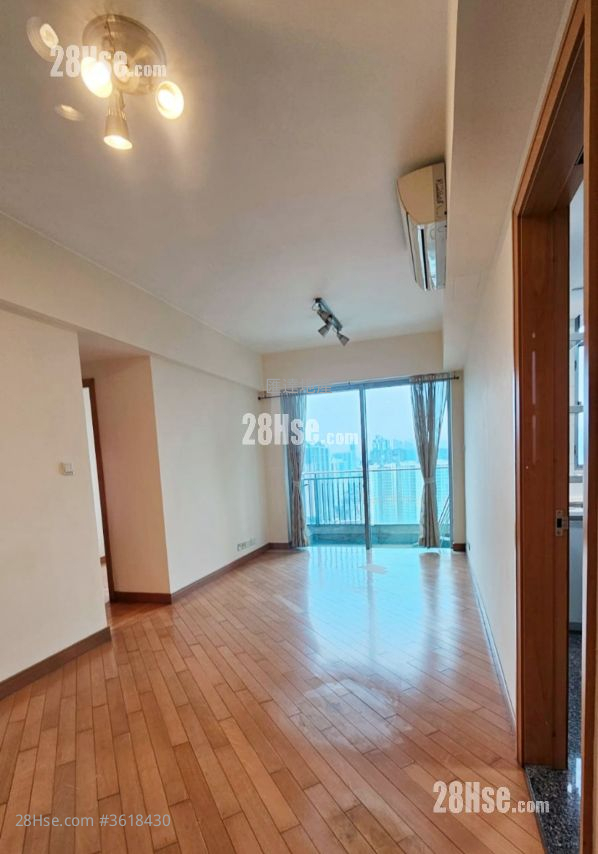 Manhattan Hill Rental 576 ft² ( 53.5 m² )