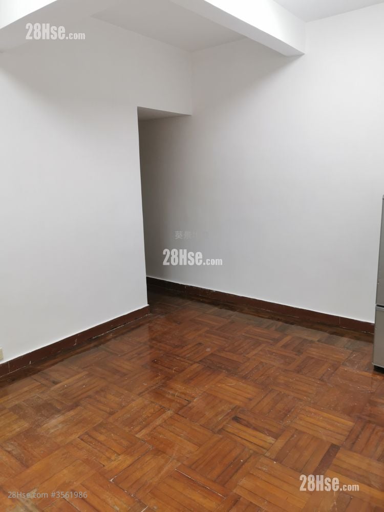 Cheong Wang Mansion Rental 3 Bedrooms , 1 Bathroom 458 ft² ( 42.5 m² )