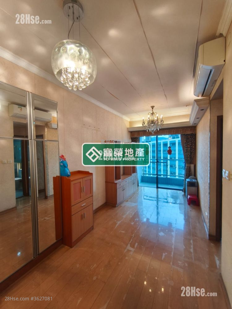 Cite 33 Sell 2 Bedrooms , 1 Bathroom 473 ft² ( 43.9 m² )