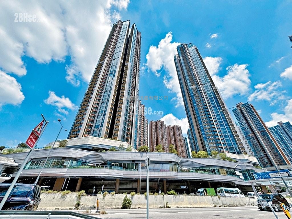 The Yoho Hub Sell 2 Bedrooms 435 ft² ( 40.4 m² )