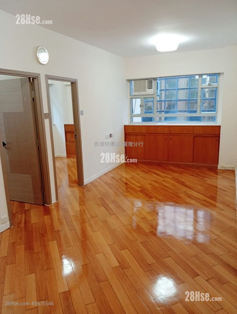 Chee On Building Rental 2 Bedrooms , 1 Bathroom 555 ft² ( 51.6 m² )