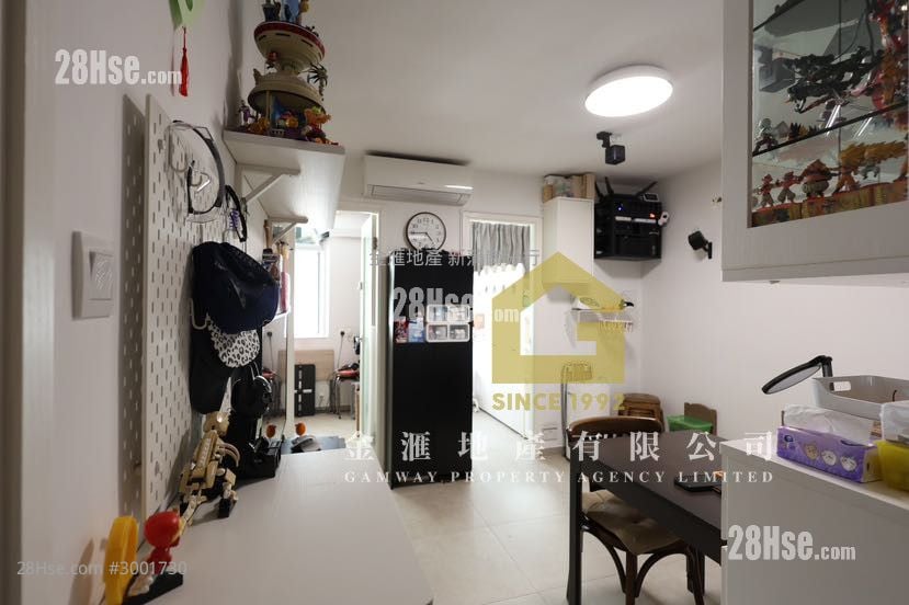 Sun Lai Garden Rental 2 Bedrooms , 1 Bathroom 386 ft² ( 35.9 m² )