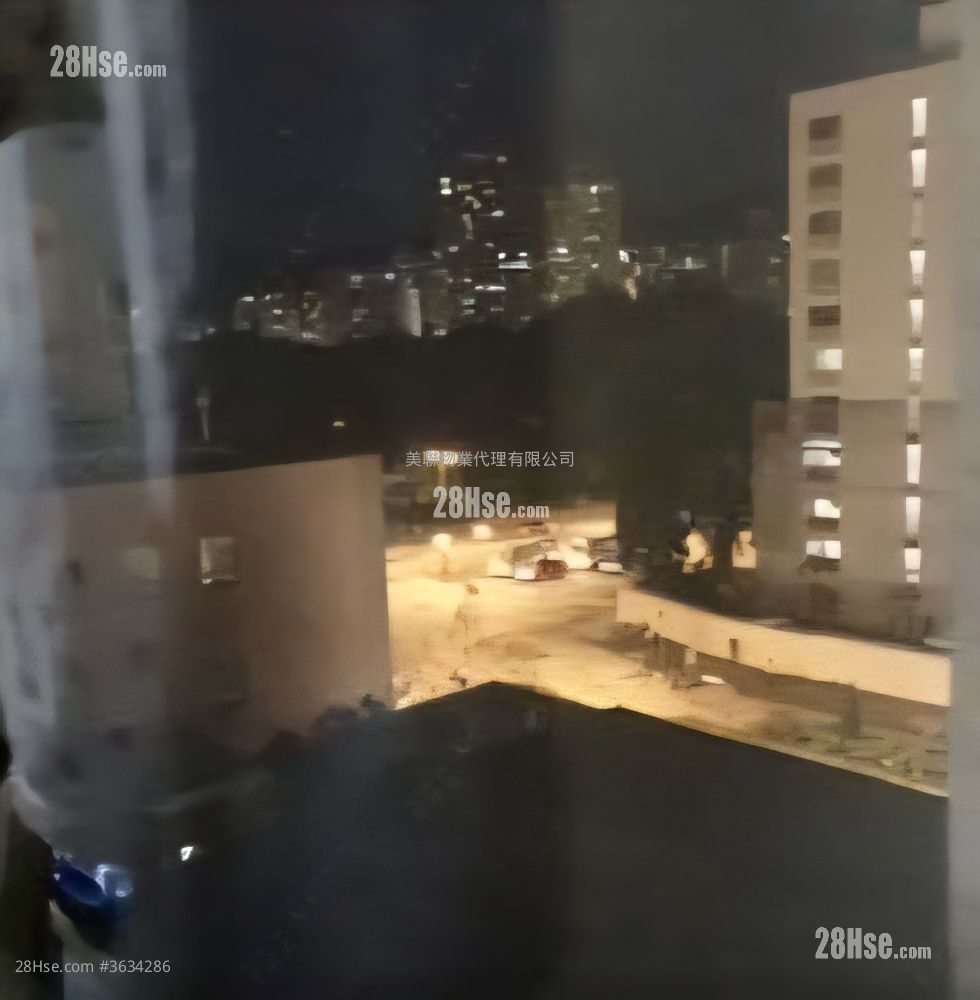 Tai Wo Centre Sell 2 Bedrooms , 1 Bathroom 294 ft² ( 27.3 m² )