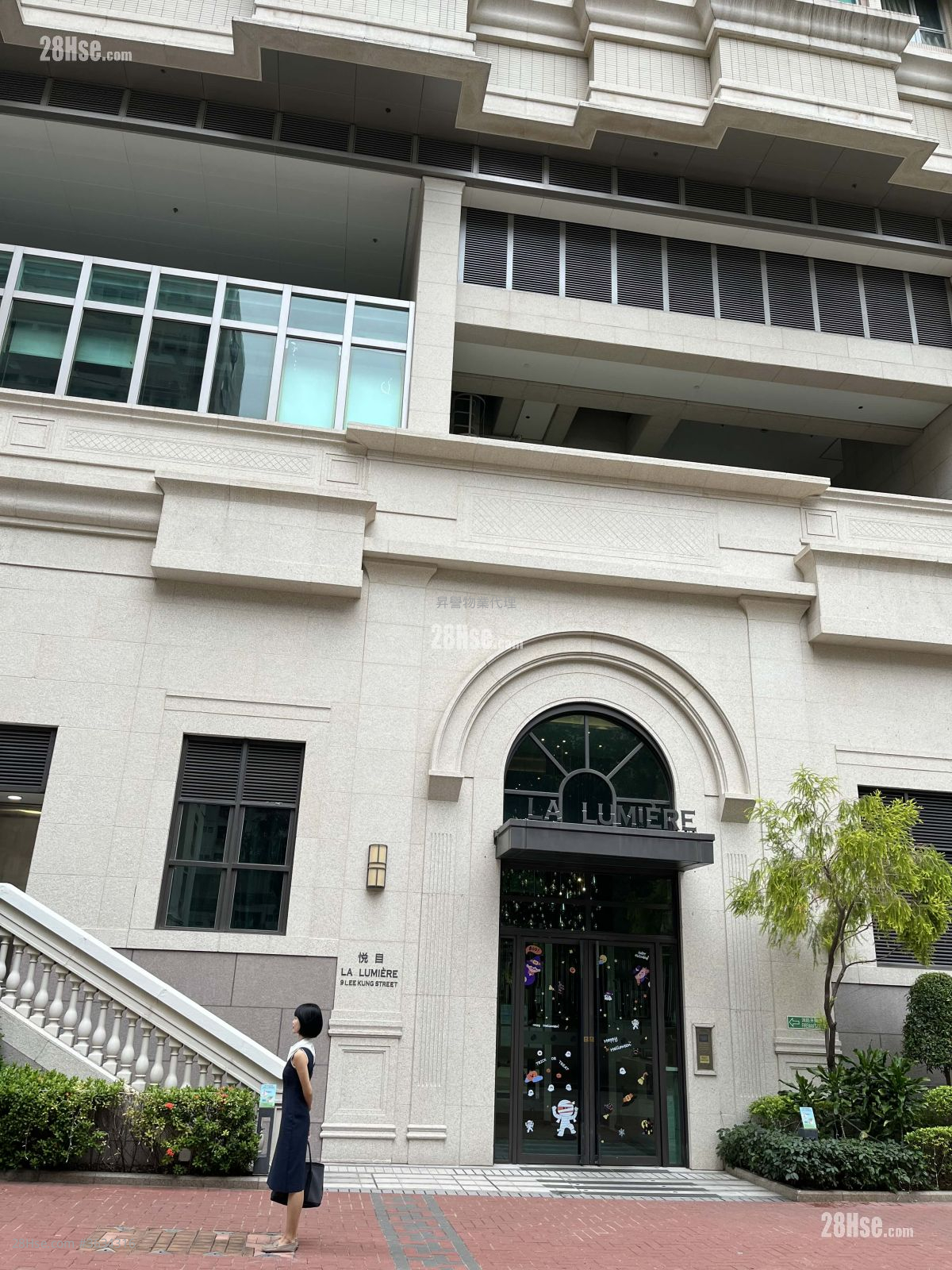 La Lumiere Rental 2 Bedrooms , 1 Bathroom 430 ft² ( 39.9 m² )