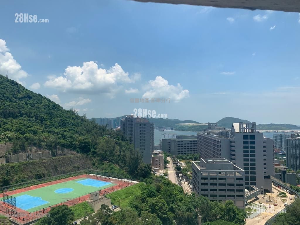 Shan Tsui Court Sell 2 Bedrooms , 1 Bathroom 379 ft² ( 35.2 m² )