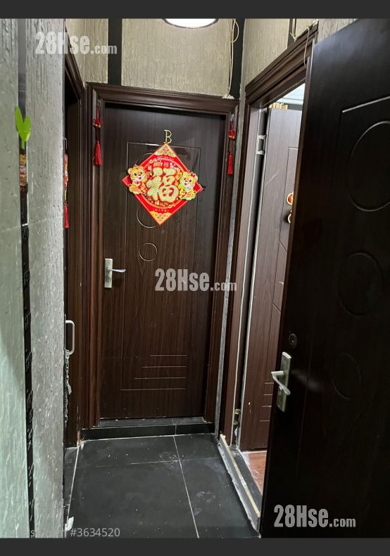 成城大厦 租盘 2 房 , 1 浴室 250 平方尺 ( 23.2 平方米 )