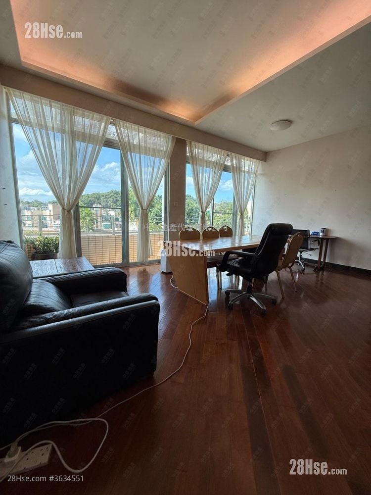 迈尔豪园 租盘 2,236 平方尺 ( 207.7 平方米 )