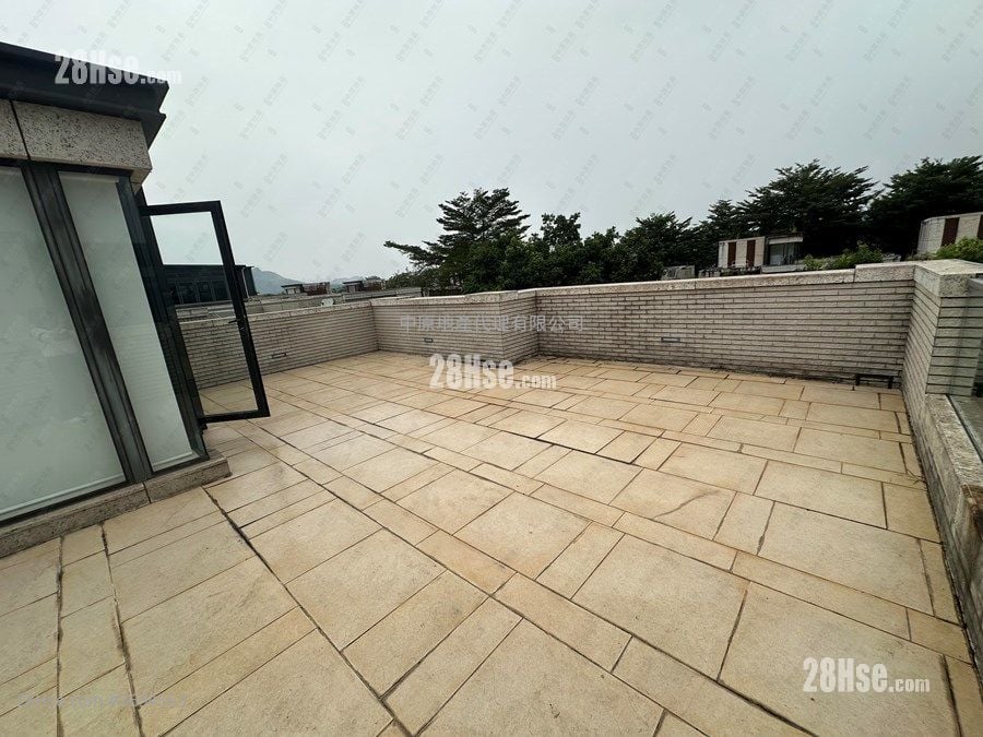 Valais Rental 2,454 ft² ( 228.0 m² )