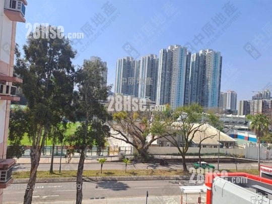 海燕花园 售盘 3 房 750 平方尺 ( 69.7 平方米 )