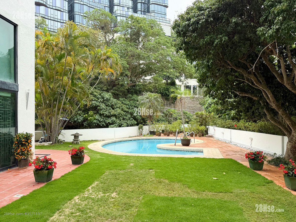 海星别墅 售盘 4 房 , 3 浴室 3,689 平方尺 ( 342.7 平方米 )