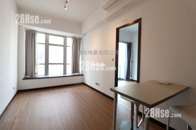 J Residence Rental 1 Bedroom , 1 Bathroom 407 ft² ( 37.8 m² )