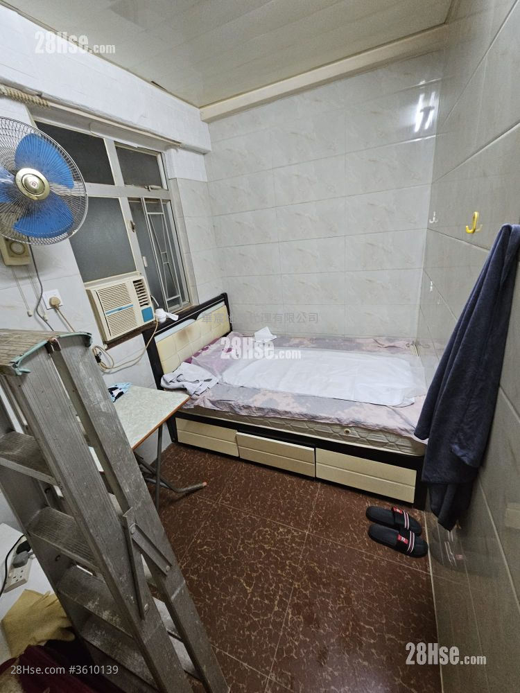 Cheuk Ming Mansion Rental Studio , 1 Bathroom 120 ft² ( 11.1 m² )