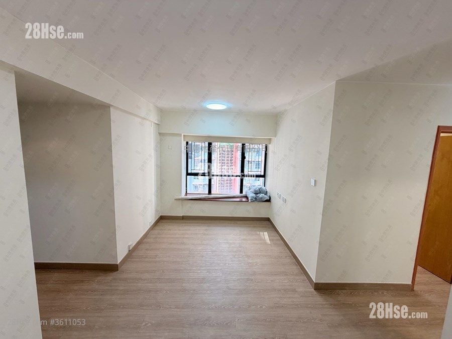 Wah Fung Garden Rental 3 Bedrooms , 2 Bathrooms 626 ft² ( 58.2 m² )