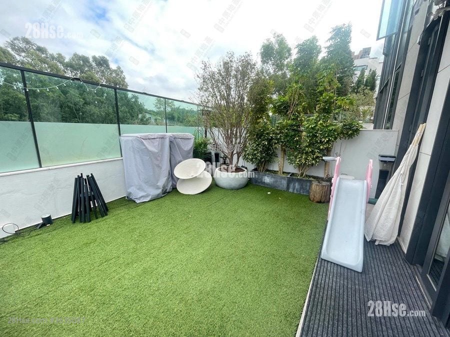 The Carmel Rental 1,744 ft² ( 162.0 m² )