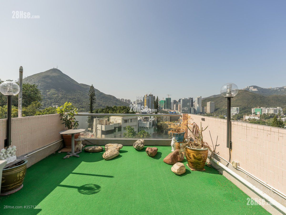 怡礼苑 售盘 3 房 , 2 浴室 1,691 平方尺 ( 157.1 平方米 )