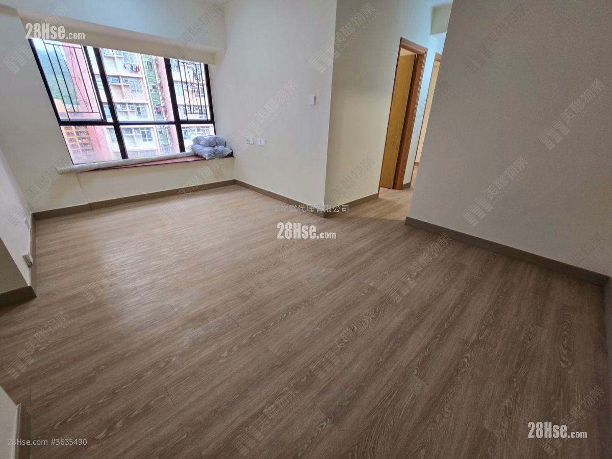 Wah Fung Garden Rental 4 Bedrooms , 2 Bathrooms 626 ft² ( 58.2 m² )