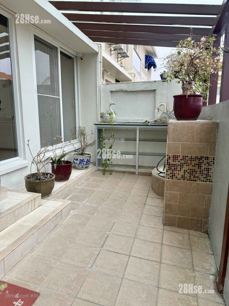 Fairview Park Rental 3 Bedrooms 840 ft² ( 78.0 m² )